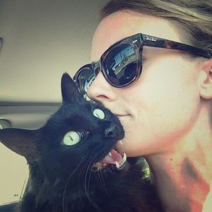 Meet your Posher, Jenn